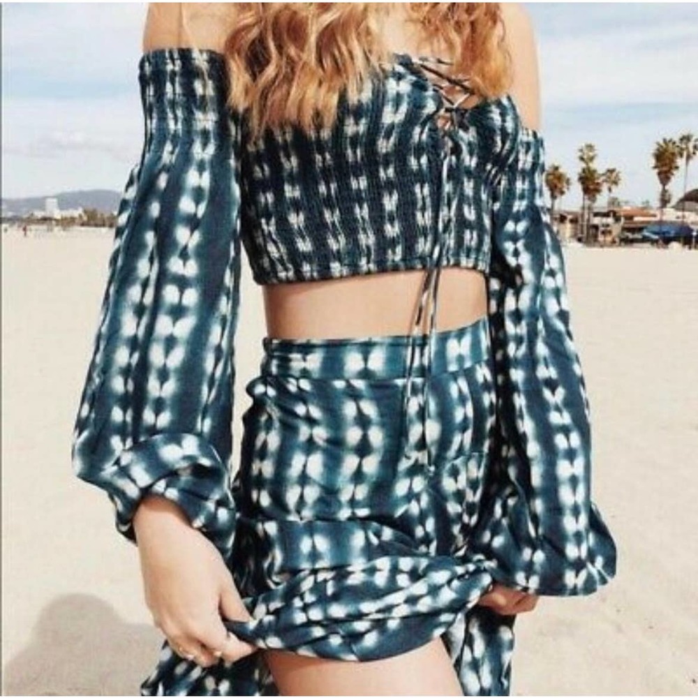 Tori Praver Off Shoulder Tie Dye Lace Up Long Sleeve Crop Top Tube Top Blue S - Picture 3 of 6
